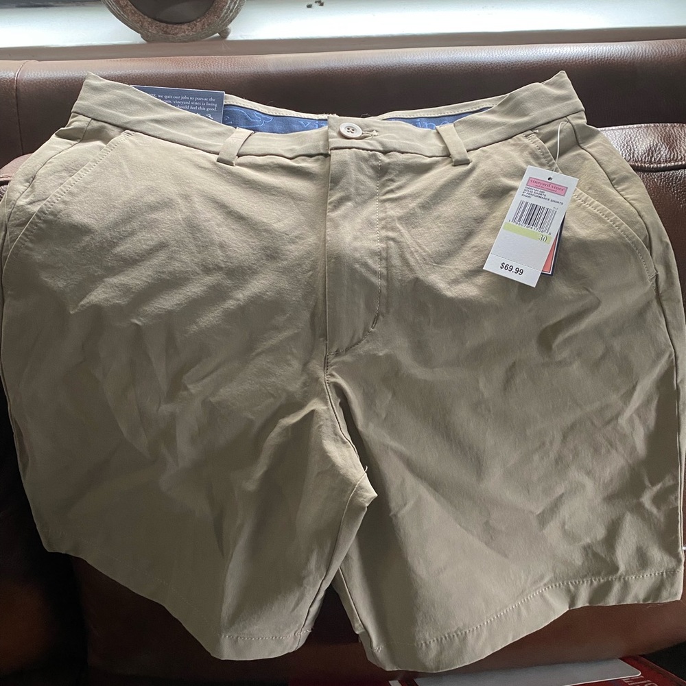 Vineyard vines shorts